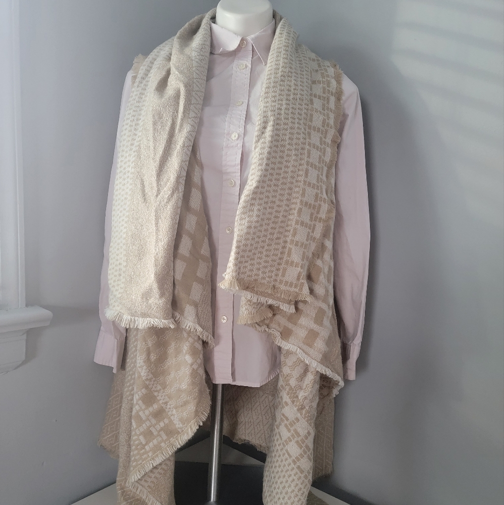 Sleeveless Fringe Poncho Vest One Size